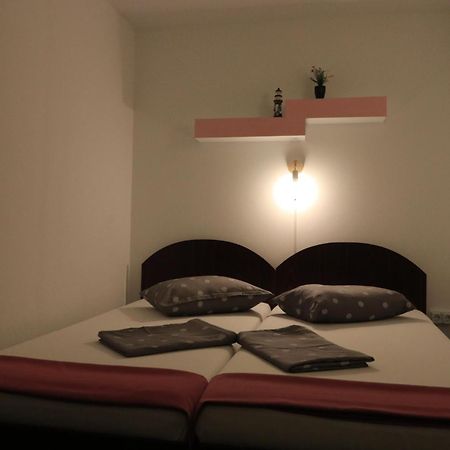 Отель Casa David Сулина Номер фото