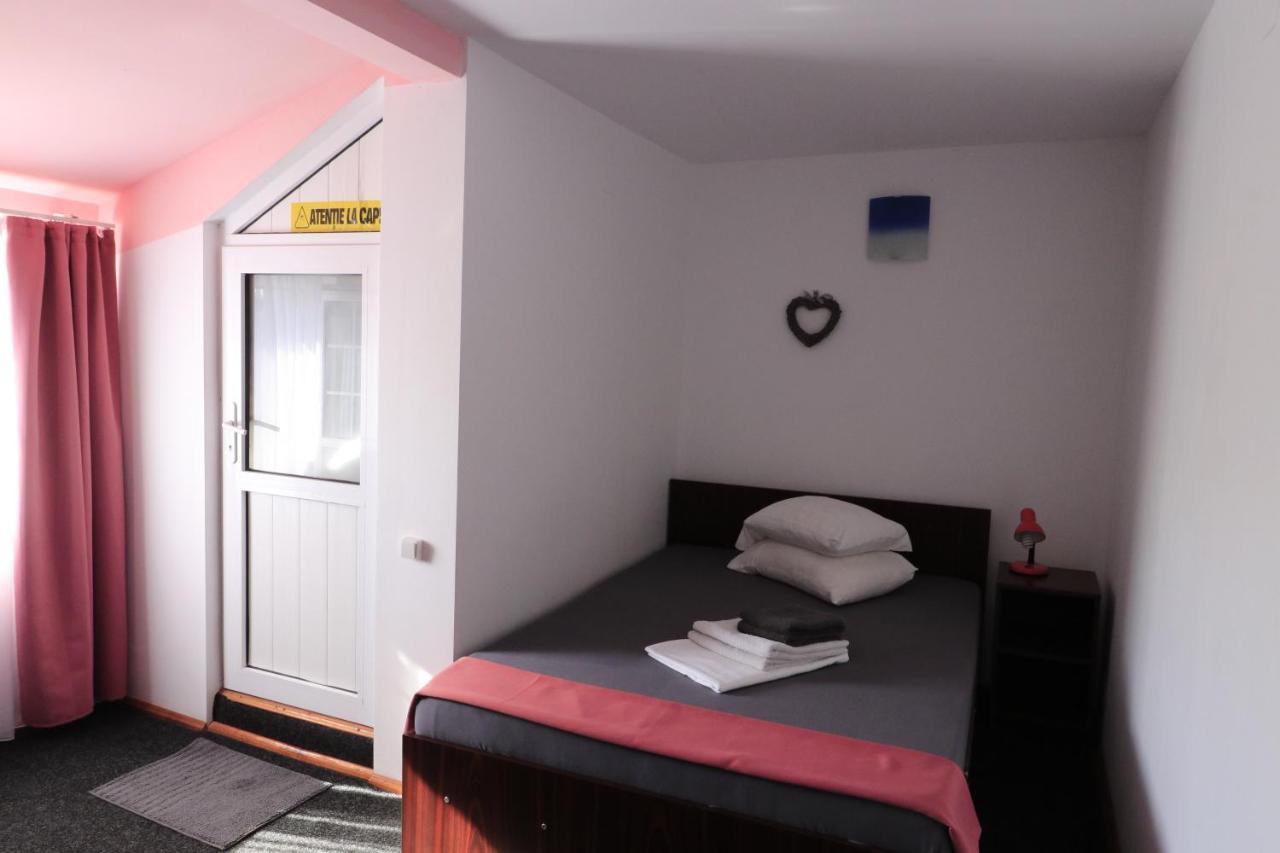 Отель Casa David Сулина Номер фото