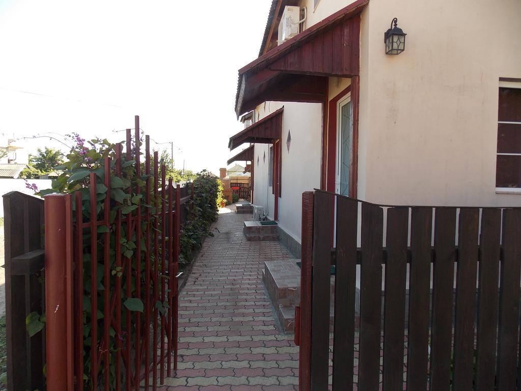 Отель Casa David Сулина Экстерьер фото
