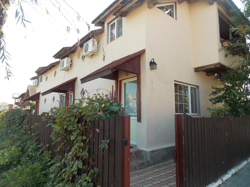 Отель Casa David Сулина Экстерьер фото